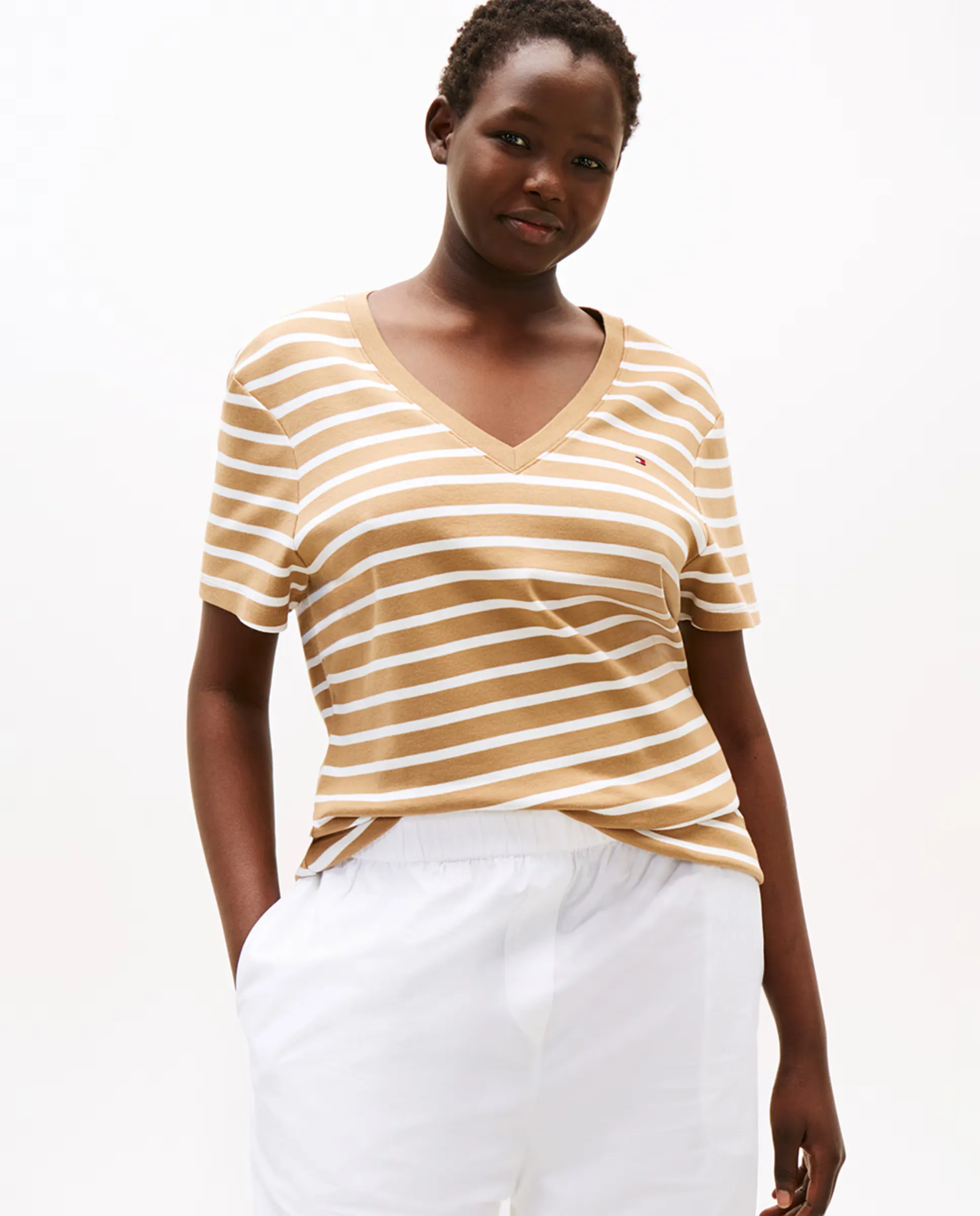 Женская футболка с коротким рукавом Slim Cody Tommy Hilfiger, коричневый
Женская футболка с коротким рукавом Slim Cody Tommy Hilfiger, коричневый