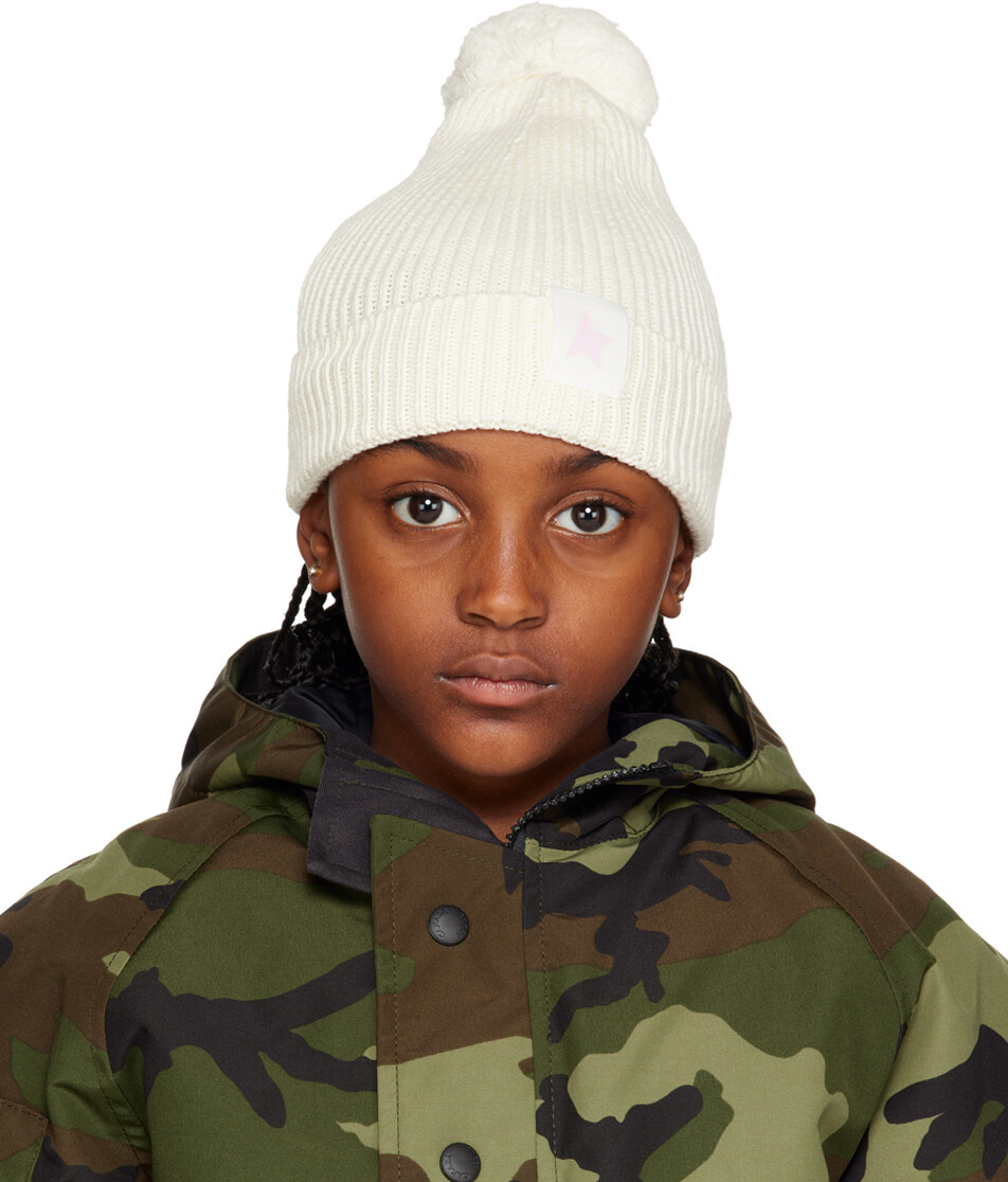 Детская белая контрастная шапка со звездами Папирус Golden Goose
Детская белая контрастная шапка со звездами Папирус Golden Goose