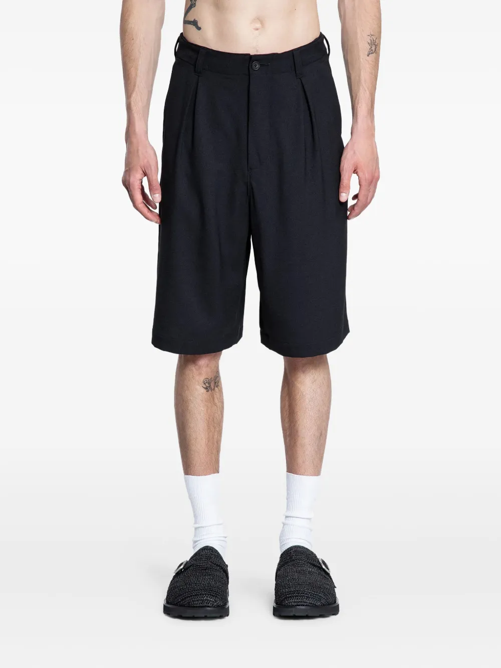 Шорты из плиссированного твила KUON, черный
Шорты из плиссированного твила KUON, черный