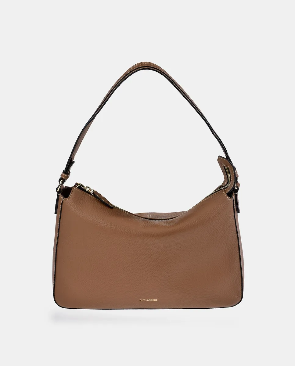 Кожаная сумка-хобо с ручкой и плечевым ремнем Guy Laroche, песочный
Кожаная сумка-хобо с ручкой и плечевым ремнем Guy Laroche, песочный