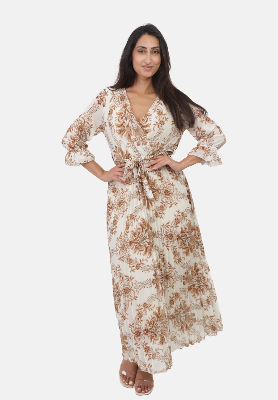 Платье Elara Maxi dress, Braun/Mottled Brown
Платье Elara Maxi dress, Braun/Mottled Brown