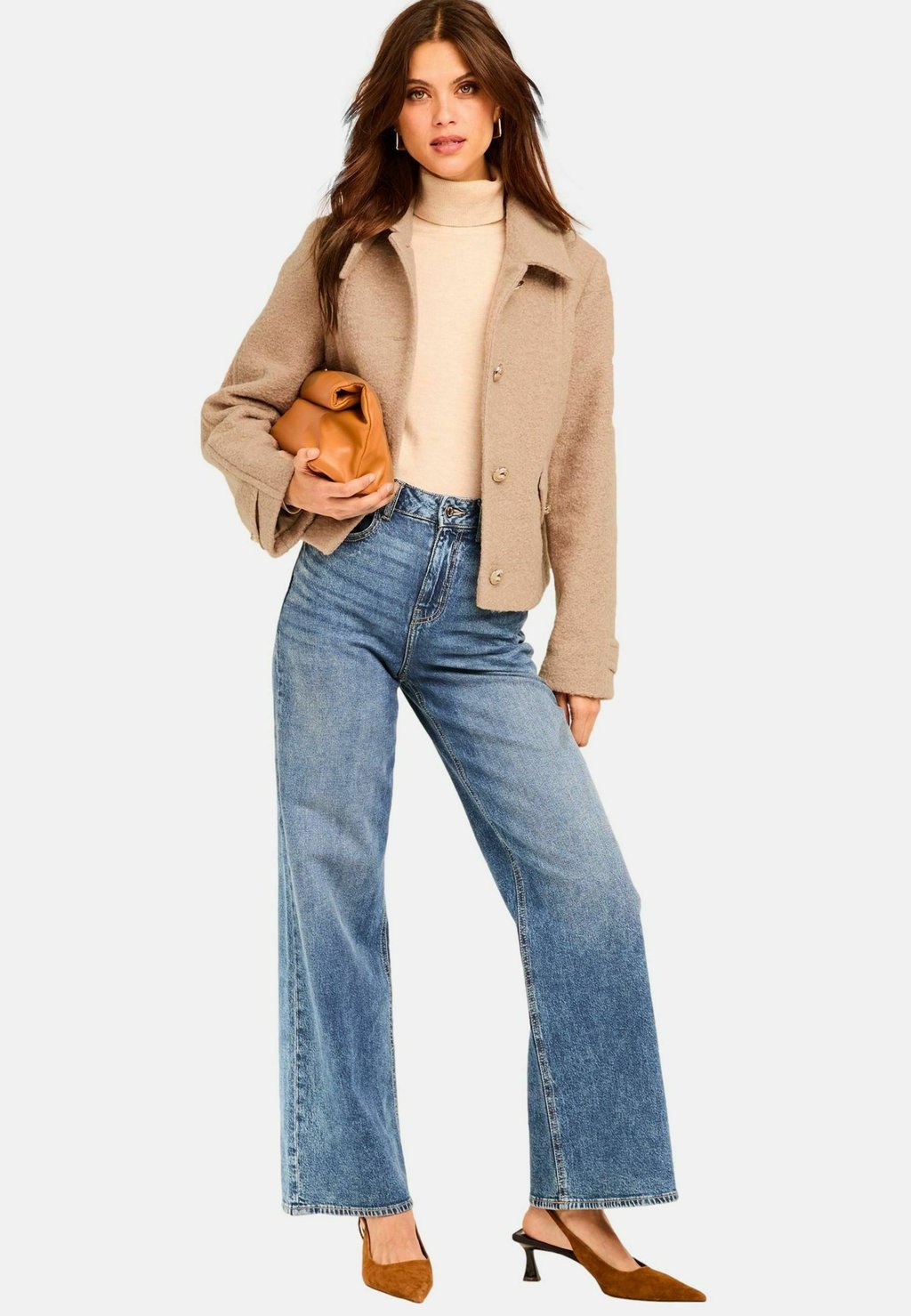 Летняя куртка REGULAR FIT Lipsy, бежевый
Летняя куртка REGULAR FIT Lipsy, бежевый