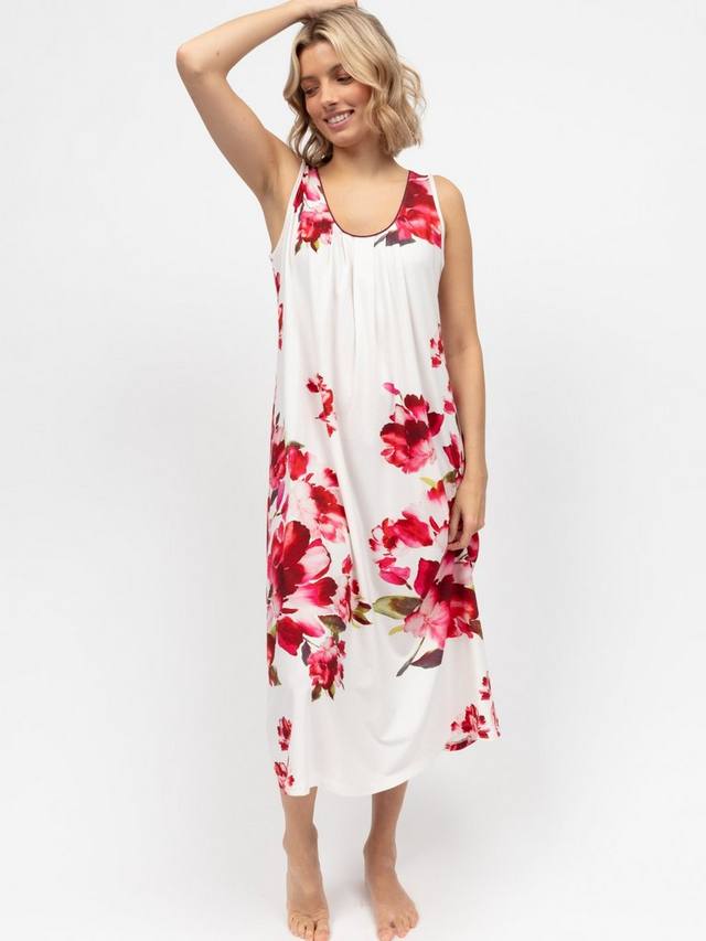 Ночная сорочка Isabella в цветочном стиле Cyberjammies, Ox Blood
Ночная сорочка Isabella в цветочном стиле Cyberjammies, Ox Blood