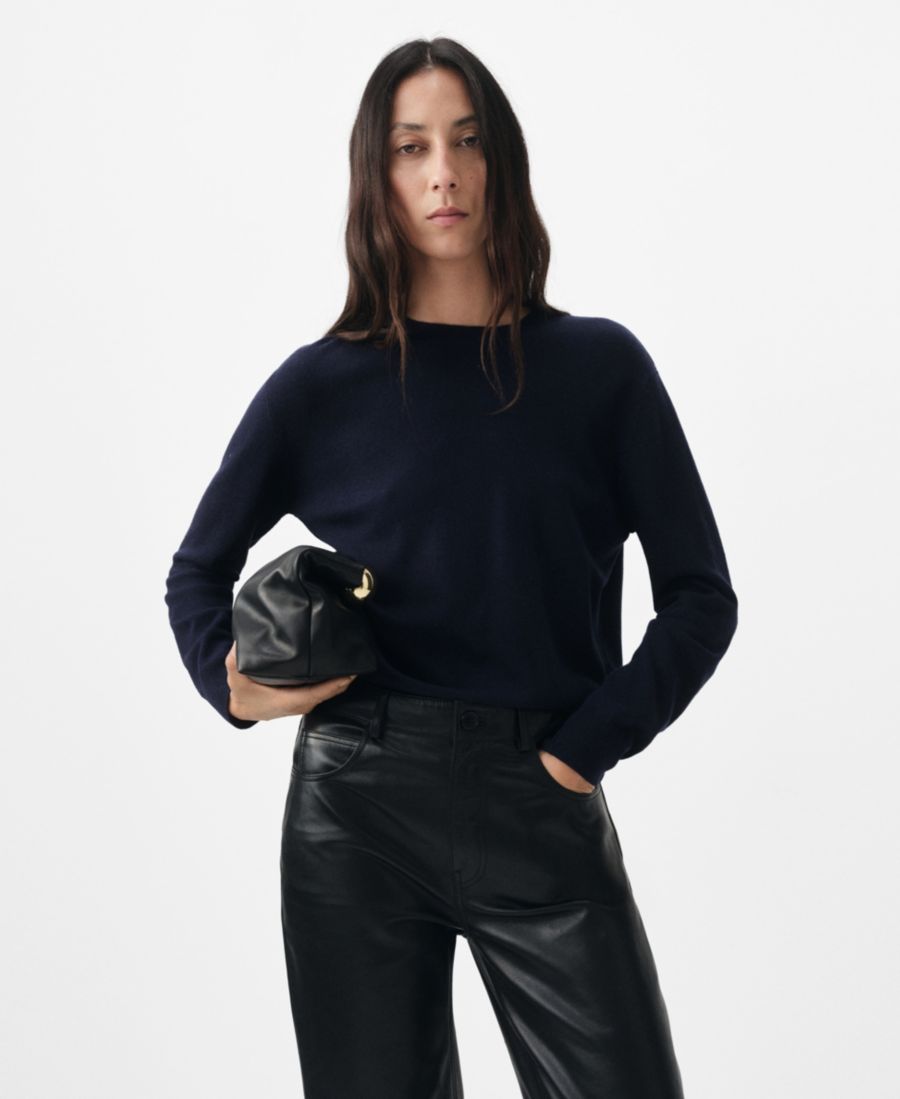 Женский шерстяной свитер тонкой вязки MANGO, Navy
Женский шерстяной свитер тонкой вязки MANGO, Navy