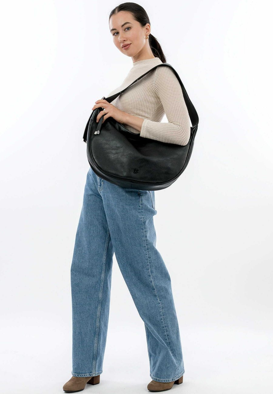 Сумка SURI FREY Handbag, Black
Сумка SURI FREY Handbag, Black