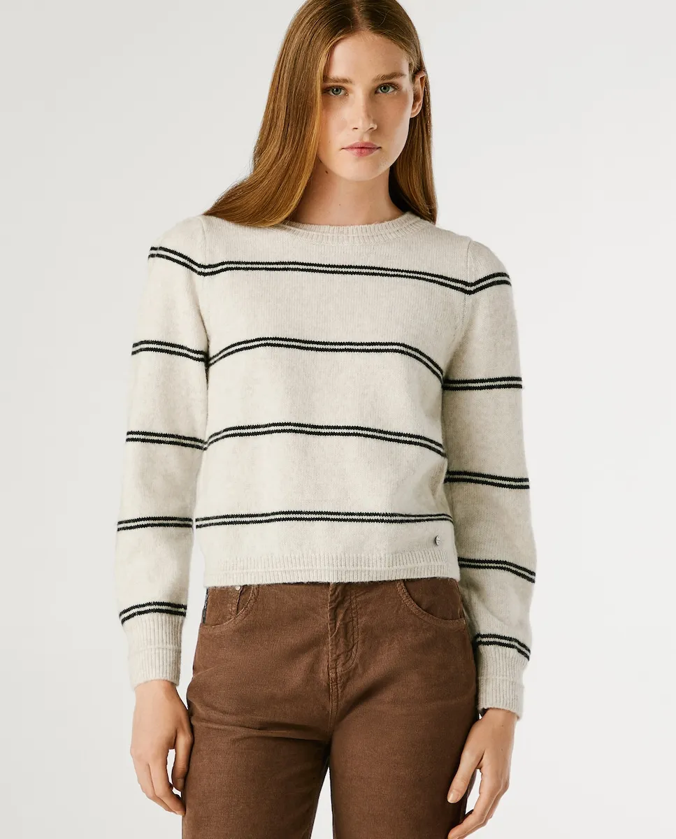 Женский джемпер с V-образным вырезом в полоску Pepe Jeans, белый/черный
Женский джемпер с V-образным вырезом в полоску Pepe Jeans, белый/черный