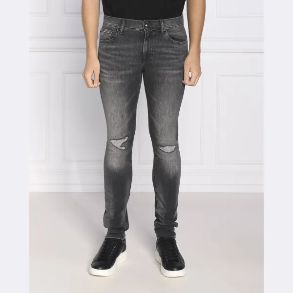 Джинсы скинни Armani Exchange, черный
Джинсы скинни Armani Exchange, черный