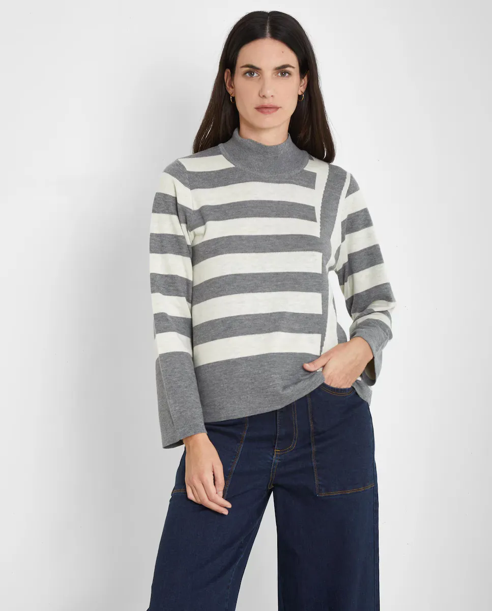 Женский струящийся свитер с воротником Перкинс Trucco, серый
Женский струящийся свитер с воротником Перкинс Trucco, серый