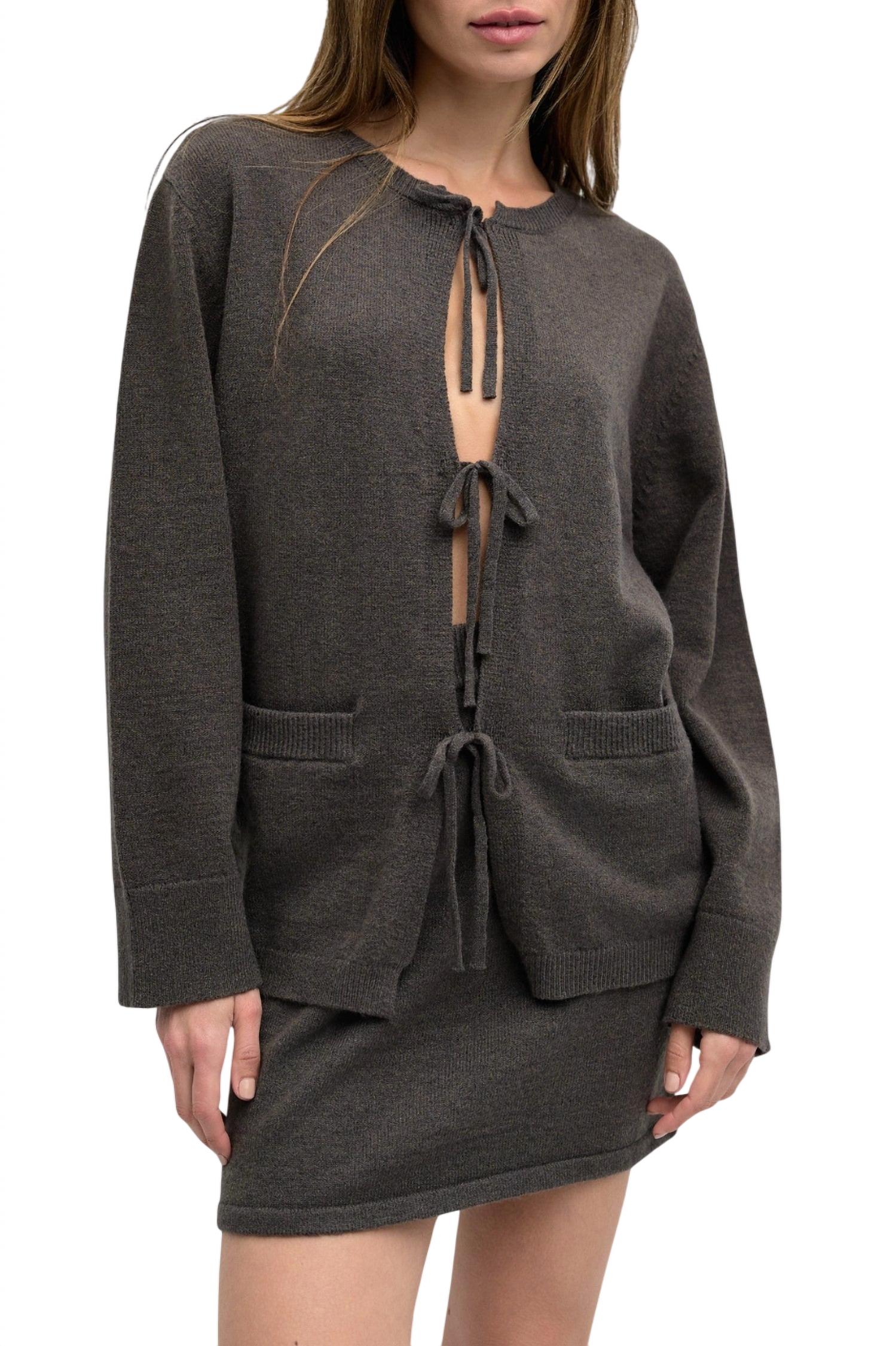 Вязаный свитер с завязками спереди Кардиган в угольном цвете MOD REF, цвет charcoal 
Вязаный свитер с завязками спереди Кардиган в угольном цвете MOD REF, цвет charcoal