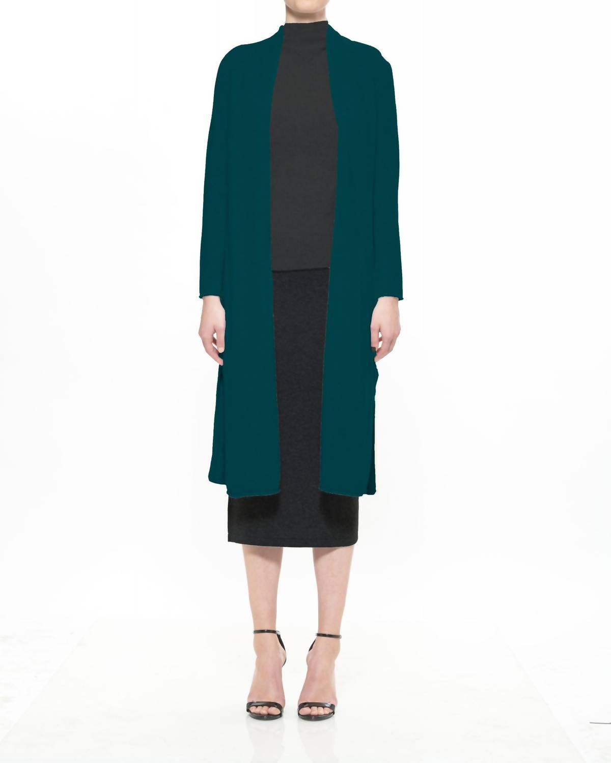 Халат-кардиган из смеси шерсти и кашемира Varick в цвете Verde Maison De Papillon
Халат-кардиган из смеси шерсти и кашемира Varick в цвете Verde Maison De Papillon