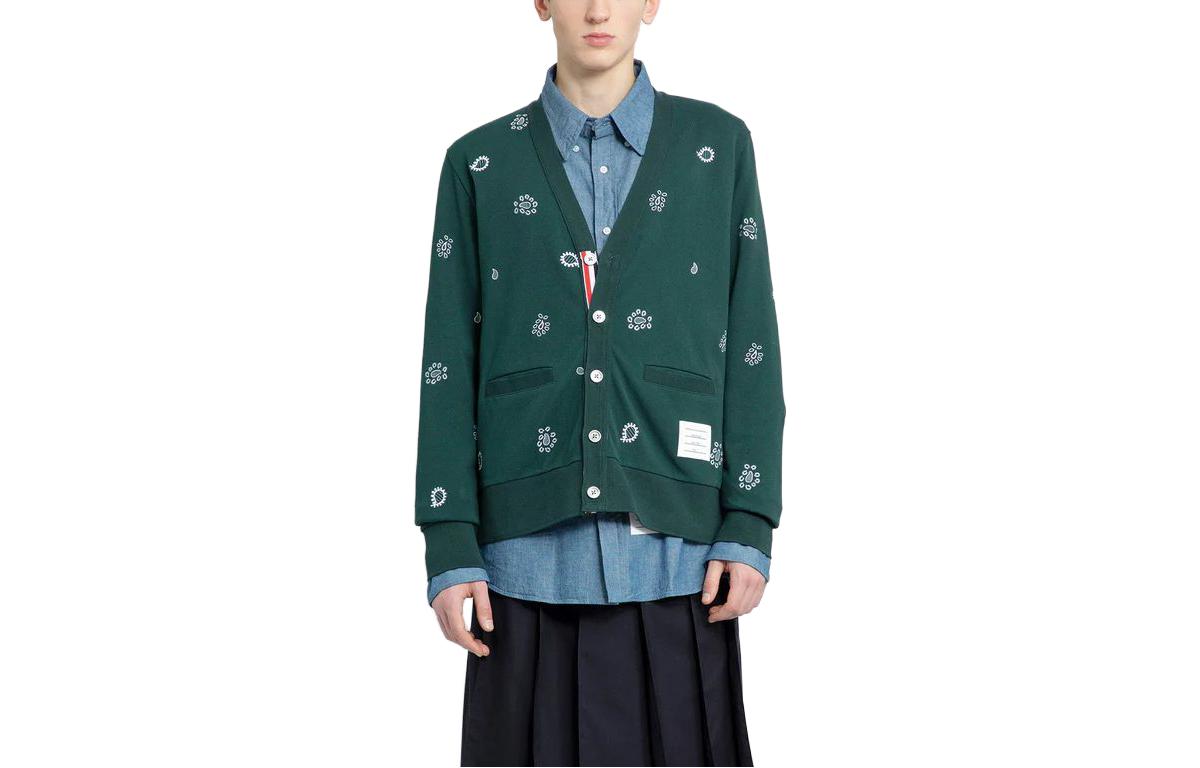 Трикотажный свитер мужской зеленый THOM BROWNE
Трикотажный свитер мужской зеленый THOM BROWNE