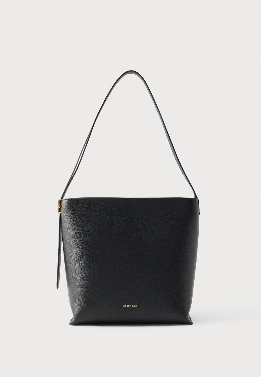 Сумка Coccinelle ME LOCK, Noir/Black
Сумка Coccinelle ME LOCK, Noir/Black