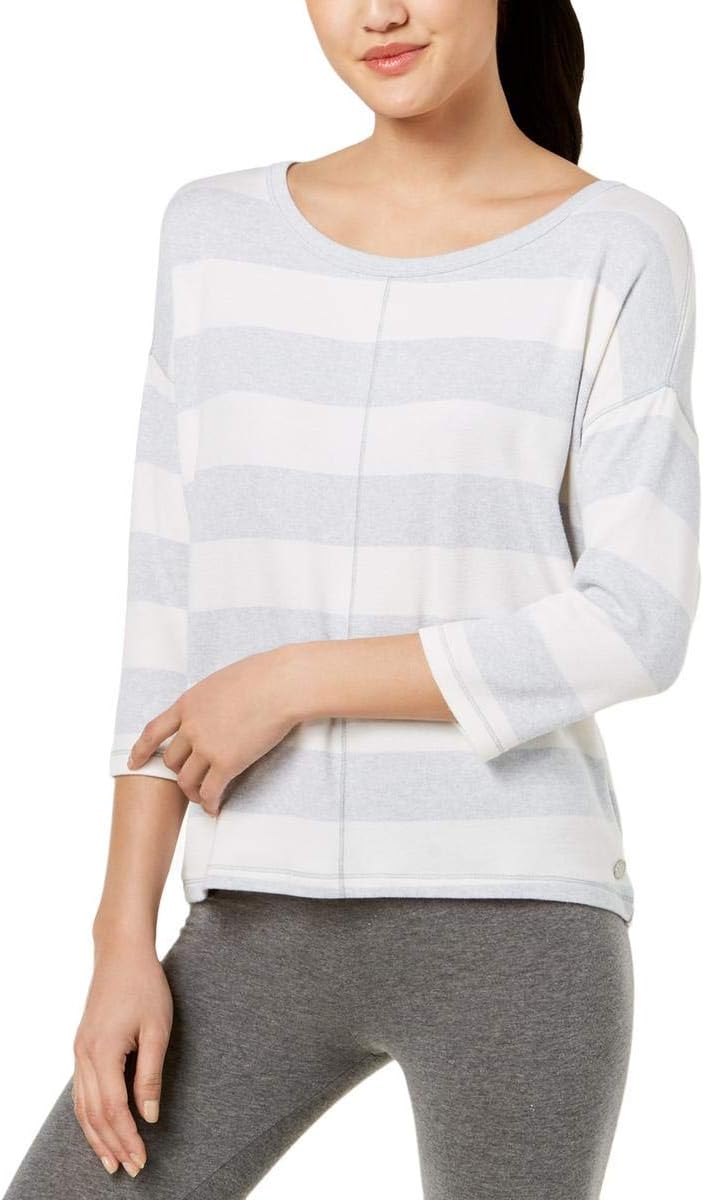 Женский свободный свитер Calvin Klein с круглым вырезом и асимметричным подолом, Platinim Combo
Женский свободный свитер Calvin Klein с круглым вырезом и асимметричным подолом, Platinim Combo