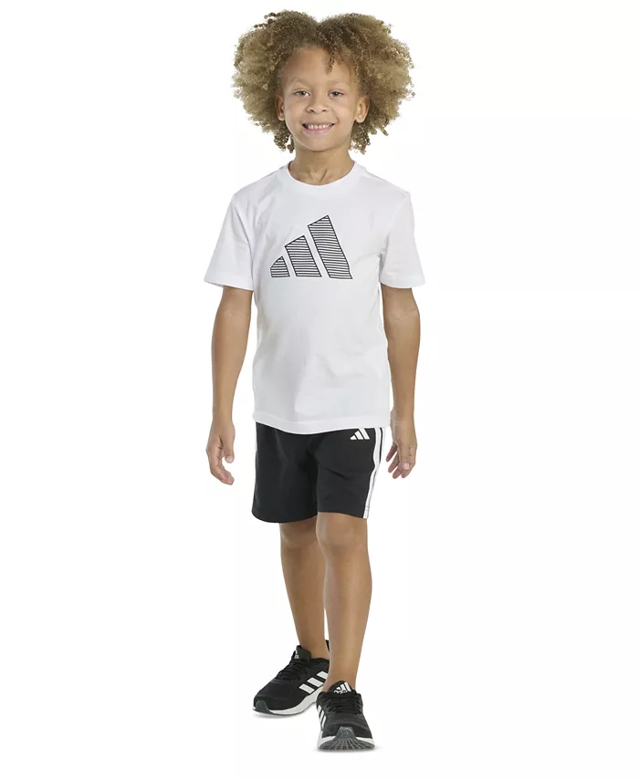 Футболка с коротким рукавом и шорты для малышей и мальчиков, комплект из 2 предметов adidas, белый
Футболка с коротким рукавом и шорты для малышей и мальчиков, комплект из 2 предметов adidas, белый
