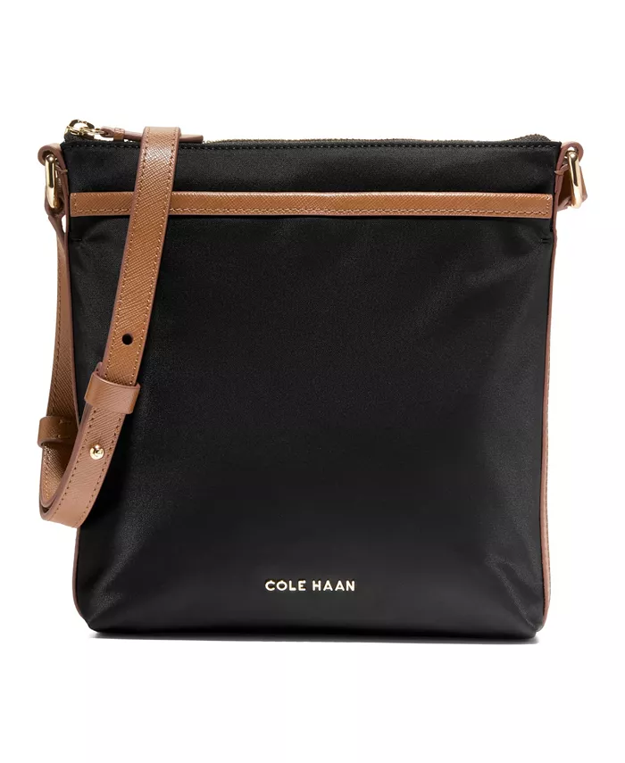 Маленькая сумка через плечо Emily Cole Haan, черный
Маленькая сумка через плечо Emily Cole Haan, черный