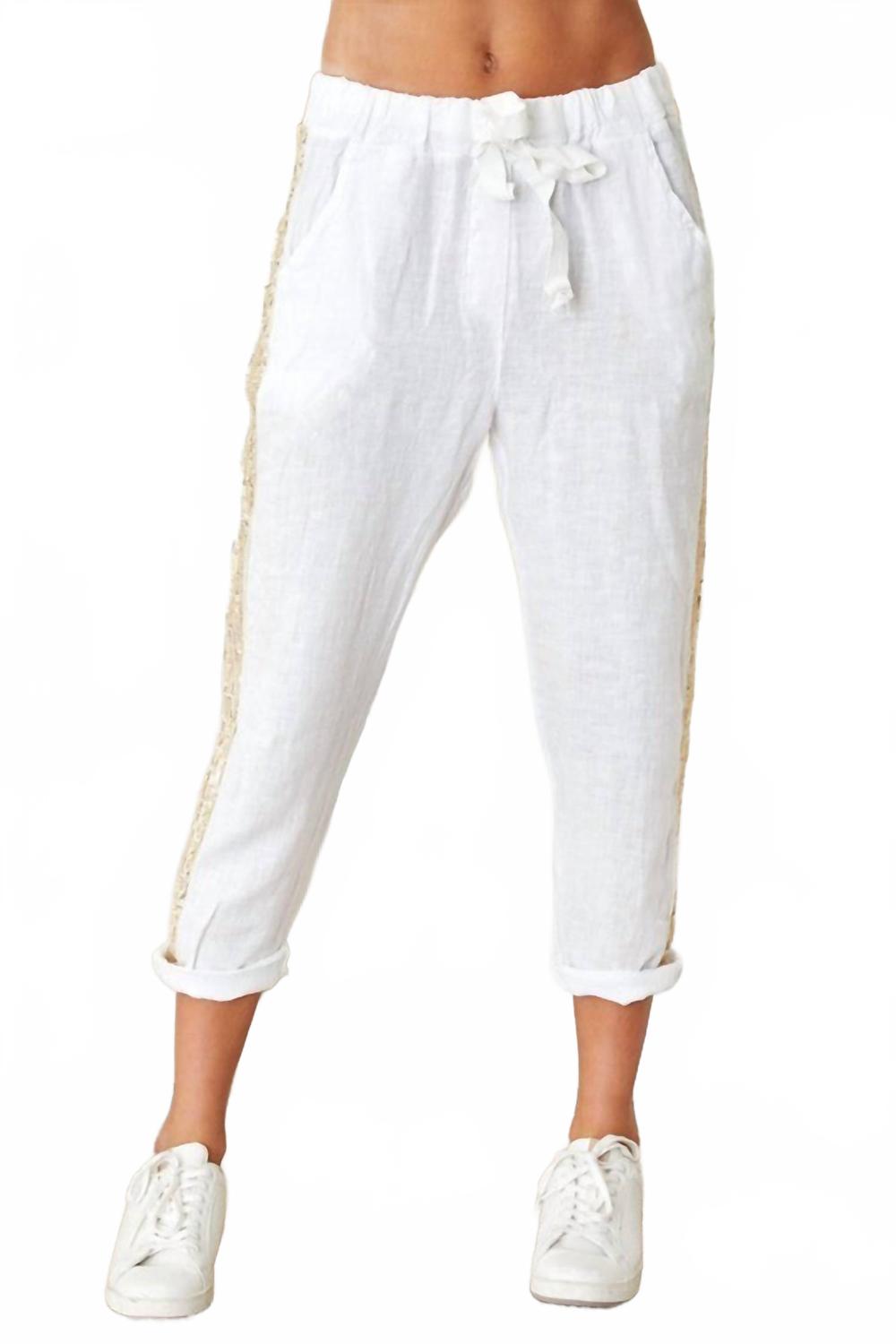 Белые/золотые льняные брюки с пайетками по бокам и кулиской Milio Milano
Белые/золотые льняные брюки с пайетками по бокам и кулиской Milio Milano