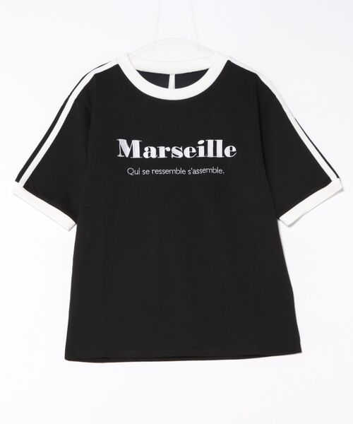 Revo. Футболка свободного кроя с расклешенным низом, отворотами на рукавах и вышитым логотипом Revo, черная
Revo. Футболка свободного кроя с расклешенным низом, отворотами на рукавах и вышитым логотипом Revo, черная