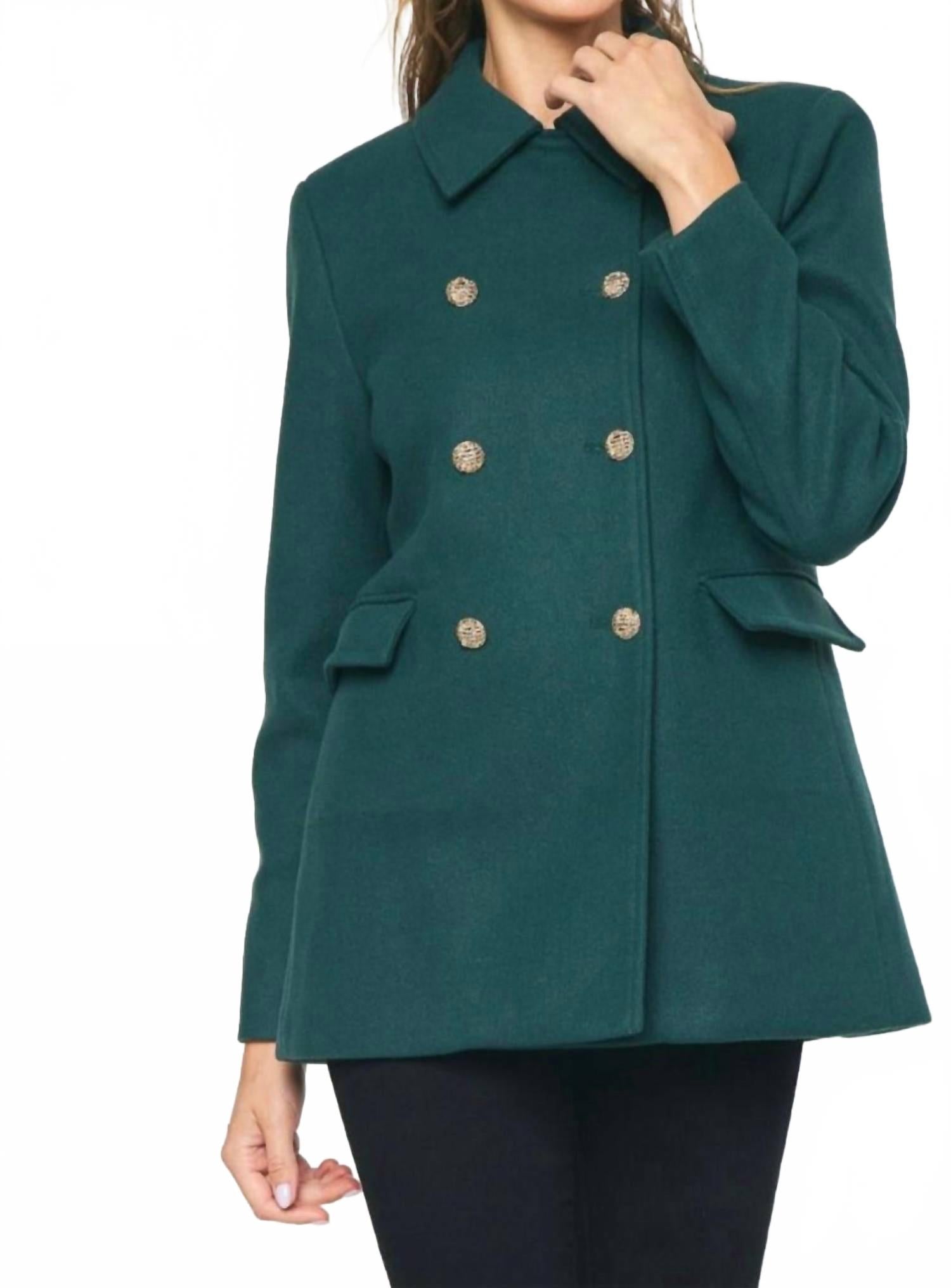 Зеленый двубортный пиджак Entro
Зеленый двубортный пиджак Entro