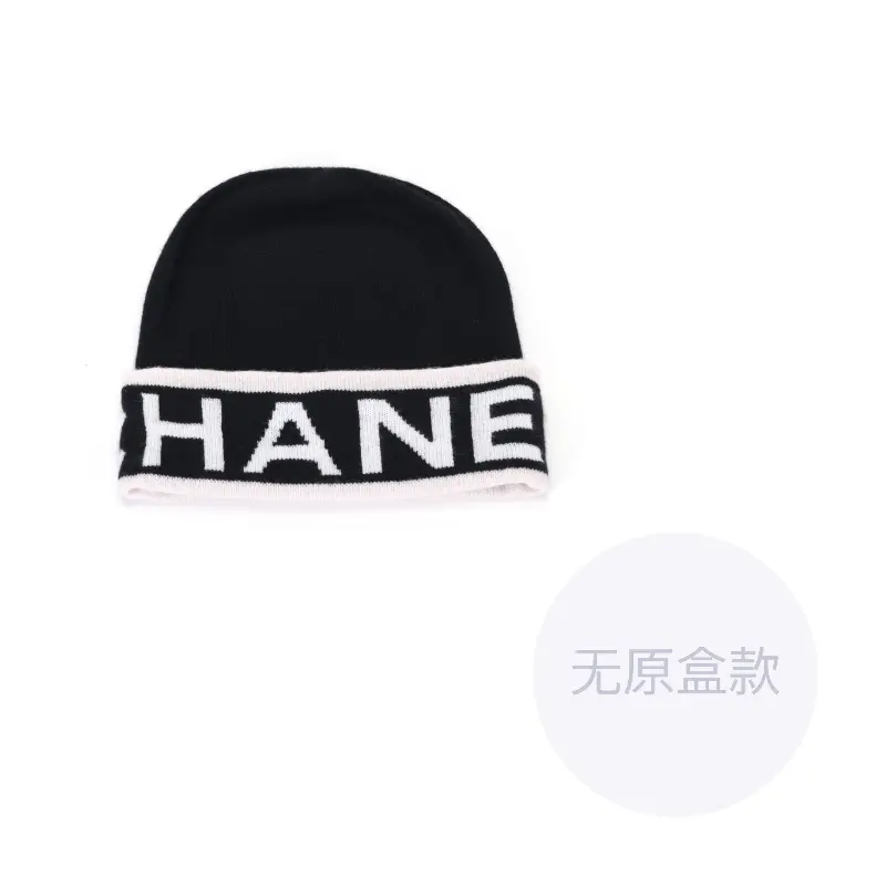 CHANEL Женская шапка бини, Black
CHANEL Женская шапка бини, Black