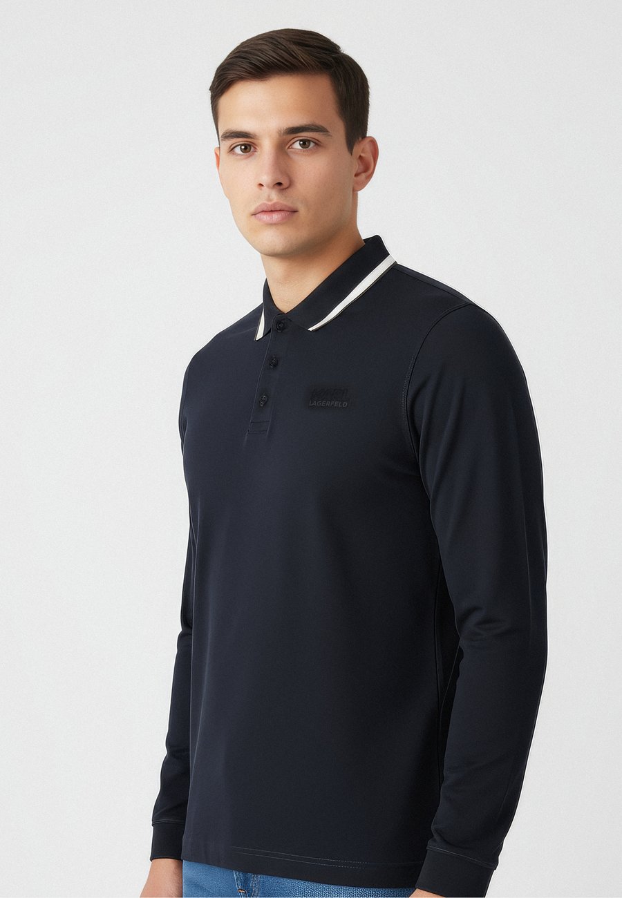 Поло KARL LAGERFELD Polo shirt, Midnight Blue/Dark Blue, Синий, Поло KARL LAGERFELD Polo shirt, Midnight Blue/Dark Blue
Поло KARL LAGERFELD Polo shirt, Midnight Blue/Dark Blue, Синий, Поло KARL LAGERFELD Polo shirt, Midnight Blue/Dark Blue