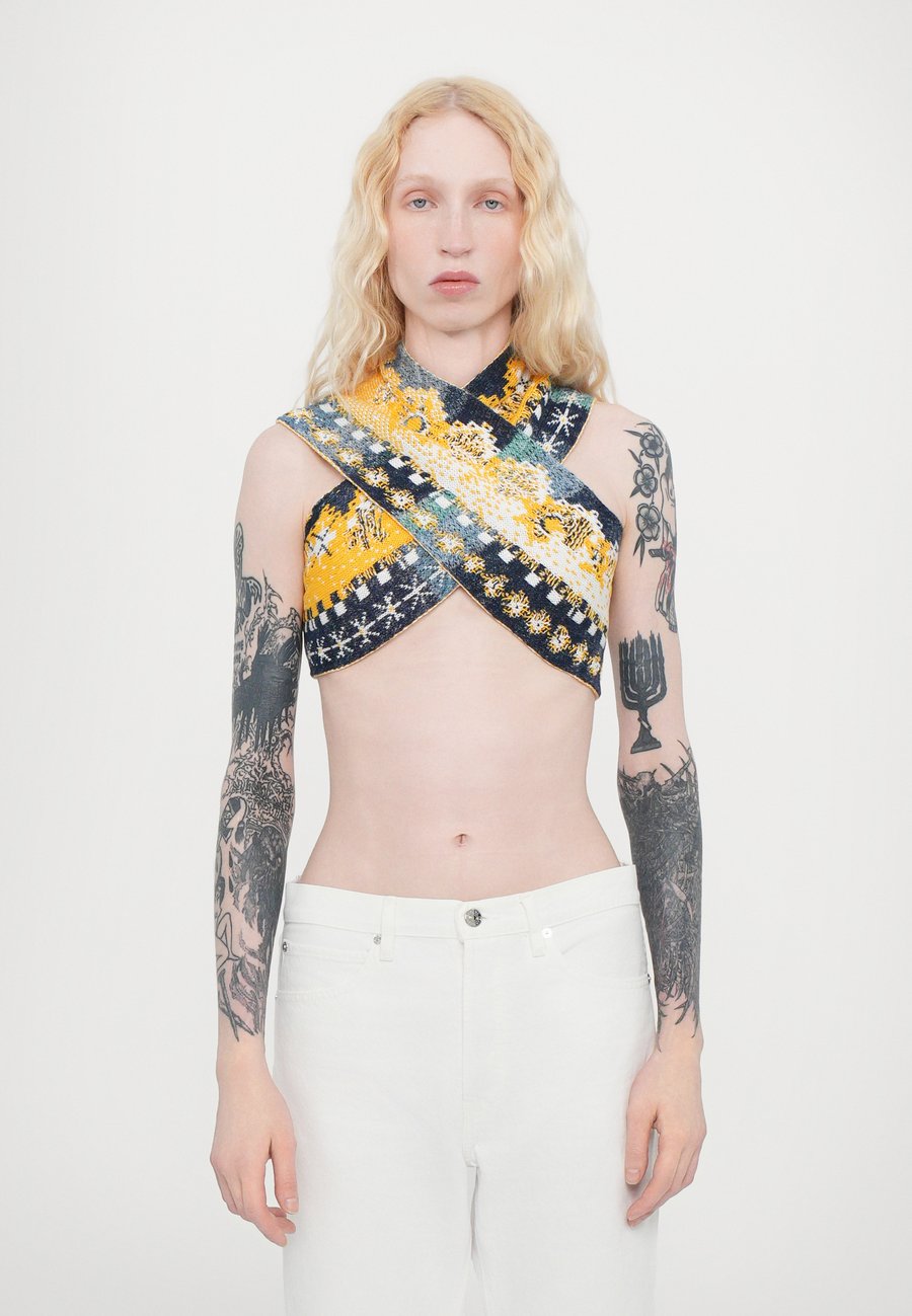 Топ Paolina Russo WARRIOR CROSSOVER , Indigo/Blue
Топ Paolina Russo WARRIOR CROSSOVER , Indigo/Blue