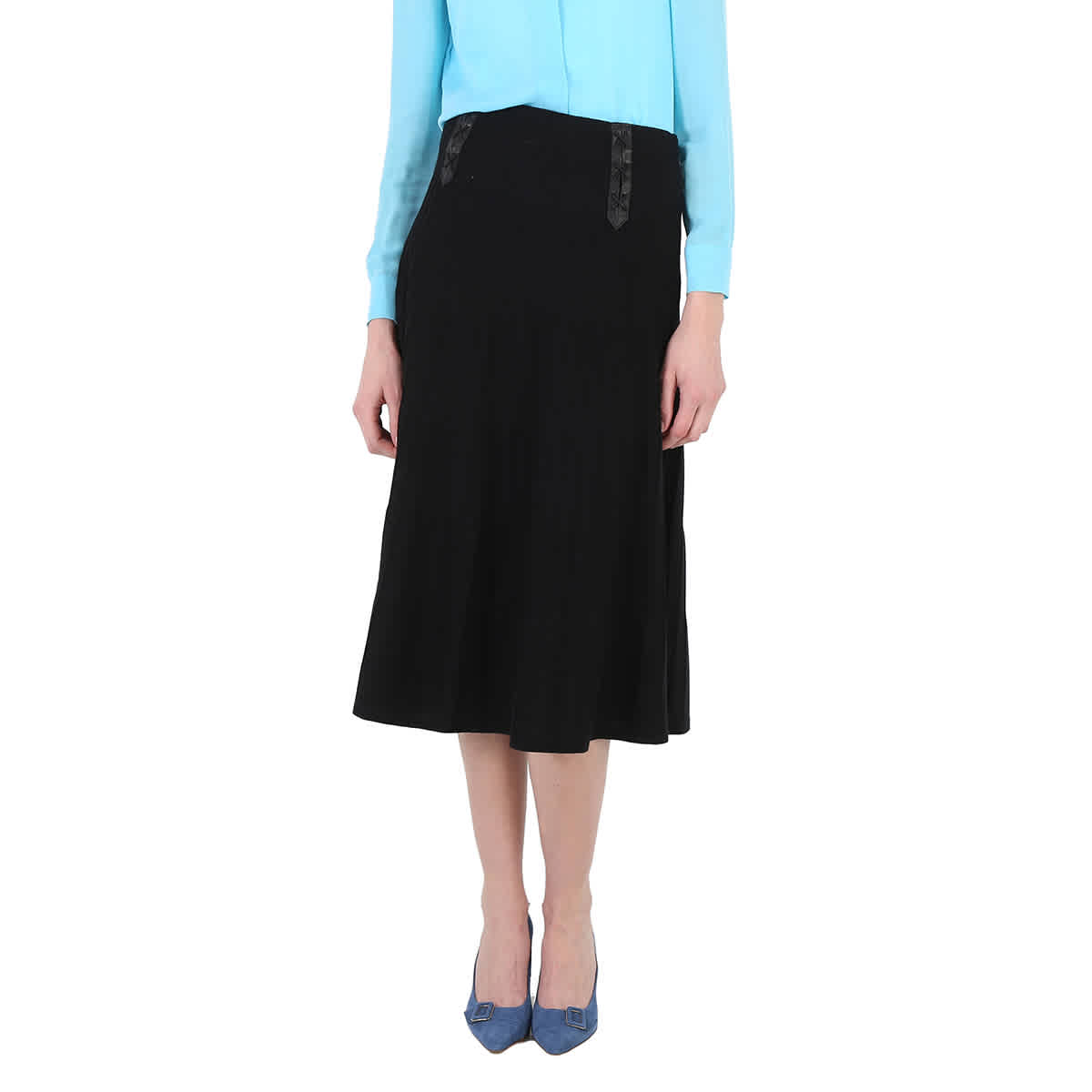 Юбка Moschino женская черная с кожаными деталями плиссированная
Юбка Moschino женская черная с кожаными деталями плиссированная