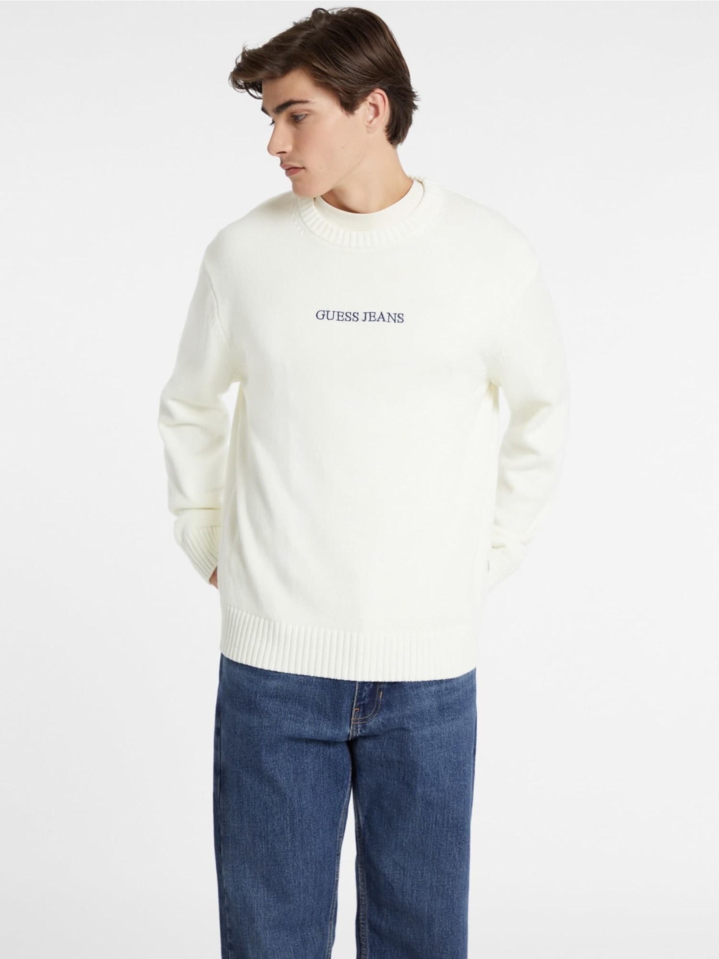 GUESS Свитер из шерсти белый
GUESS Свитер из шерсти белый