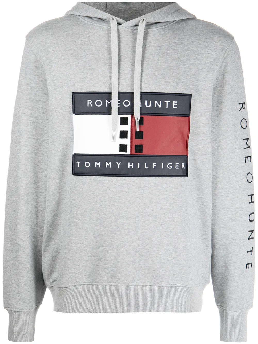 Худи из коллаборации с Tommy Hilfiger ROMEO HUNTE, серый
Худи из коллаборации с Tommy Hilfiger ROMEO HUNTE, серый