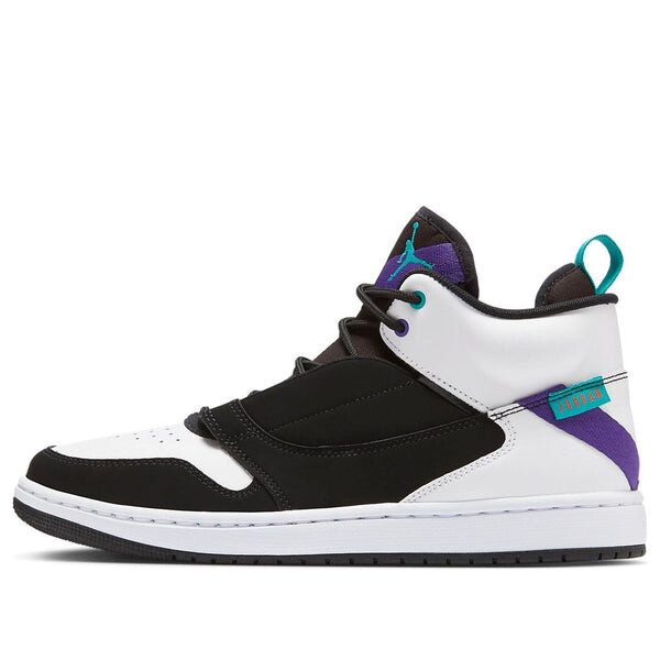 Кроссовки постепенно исчезают Air Jordan, белый
Кроссовки постепенно исчезают Air Jordan, белый