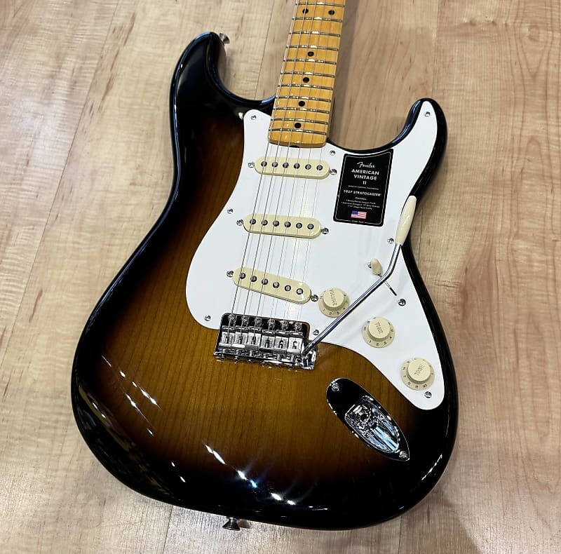 Электрогитара Fender American Vintage II 1957 Stratocaster 2023 Electric Guitar 2-Color Sunburst
Электрогитара Fender American Vintage II 1957 Stratocaster 2023 Electric Guitar 2-Color Sunburst