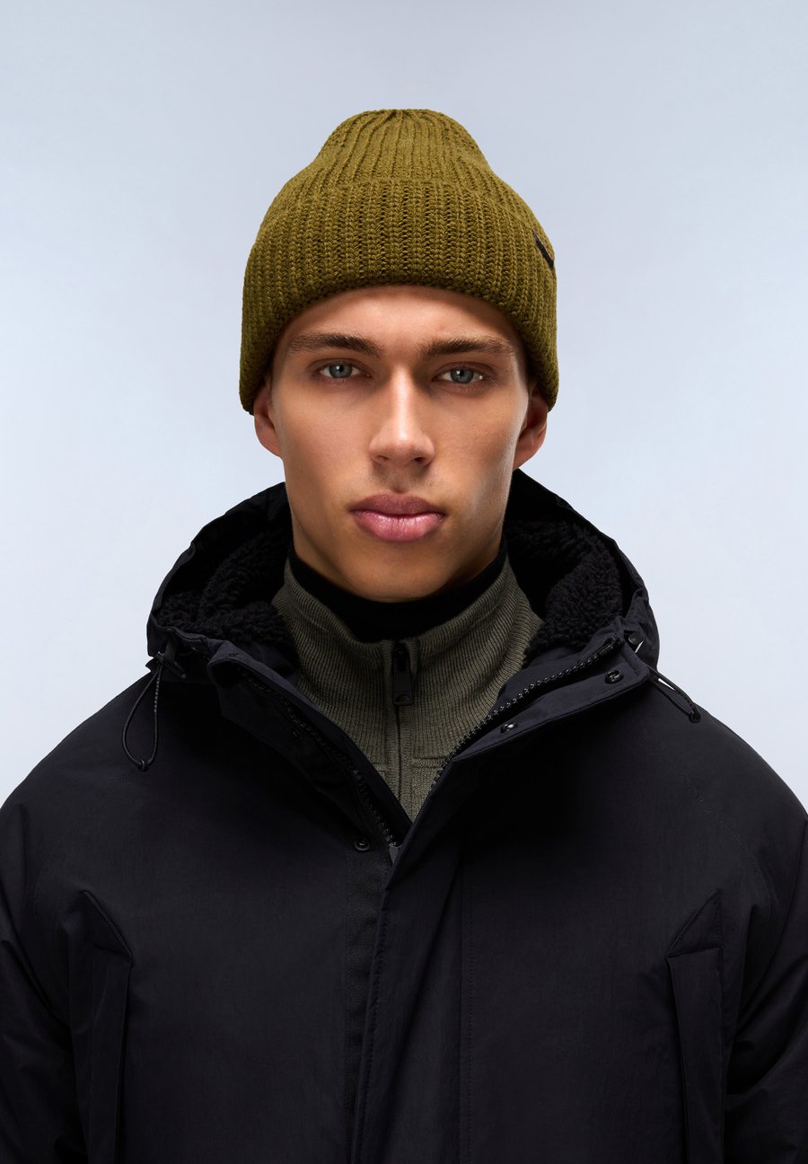 Шапка Napapijri FOLI, Tea Leaf Ga/Olive
Шапка Napapijri FOLI, Tea Leaf Ga/Olive