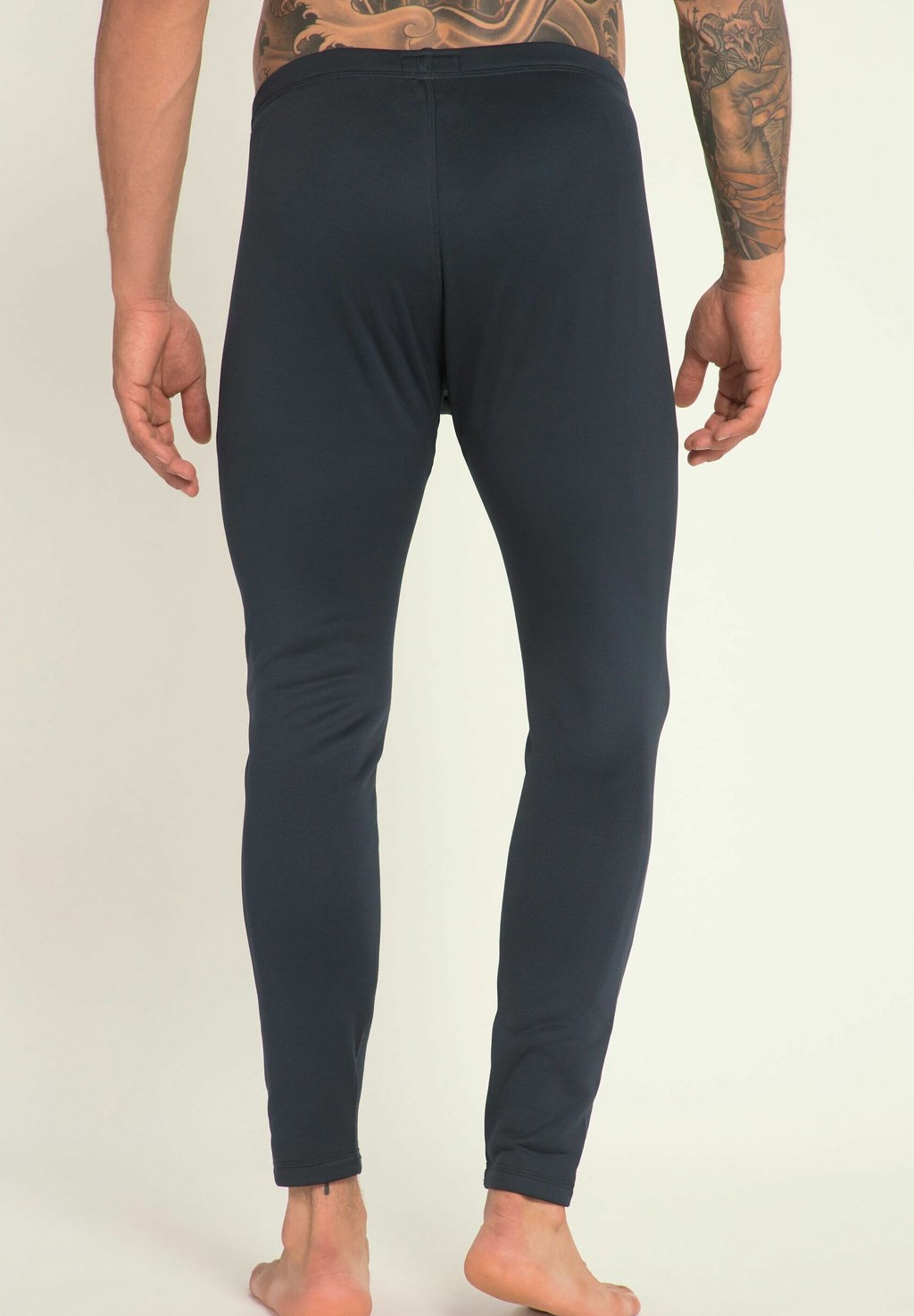 Базовый слой JP1880, темно-синий
Базовый слой JP1880, темно-синий