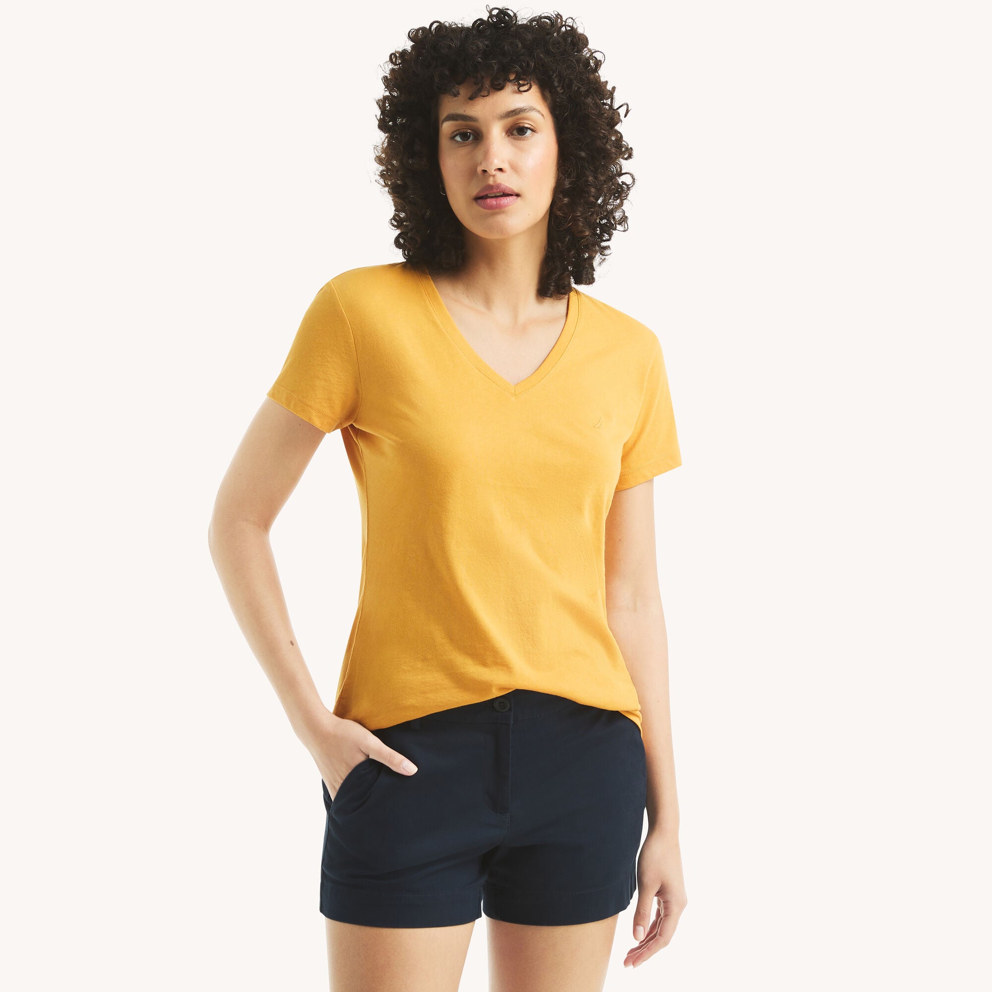 Женская футболка с V-образным вырезом Nautica, Sunflowers
Женская футболка с V-образным вырезом Nautica, Sunflowers