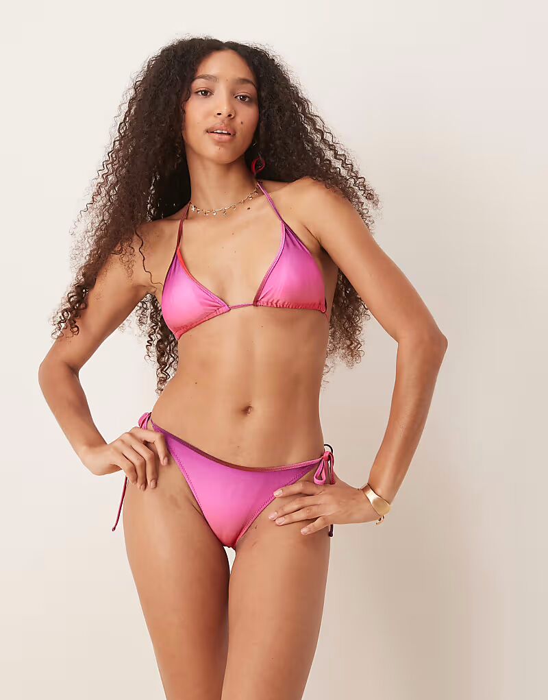 Плавки бикини с градиентом Sunset розового цвета Mango
Плавки бикини с градиентом Sunset розового цвета Mango