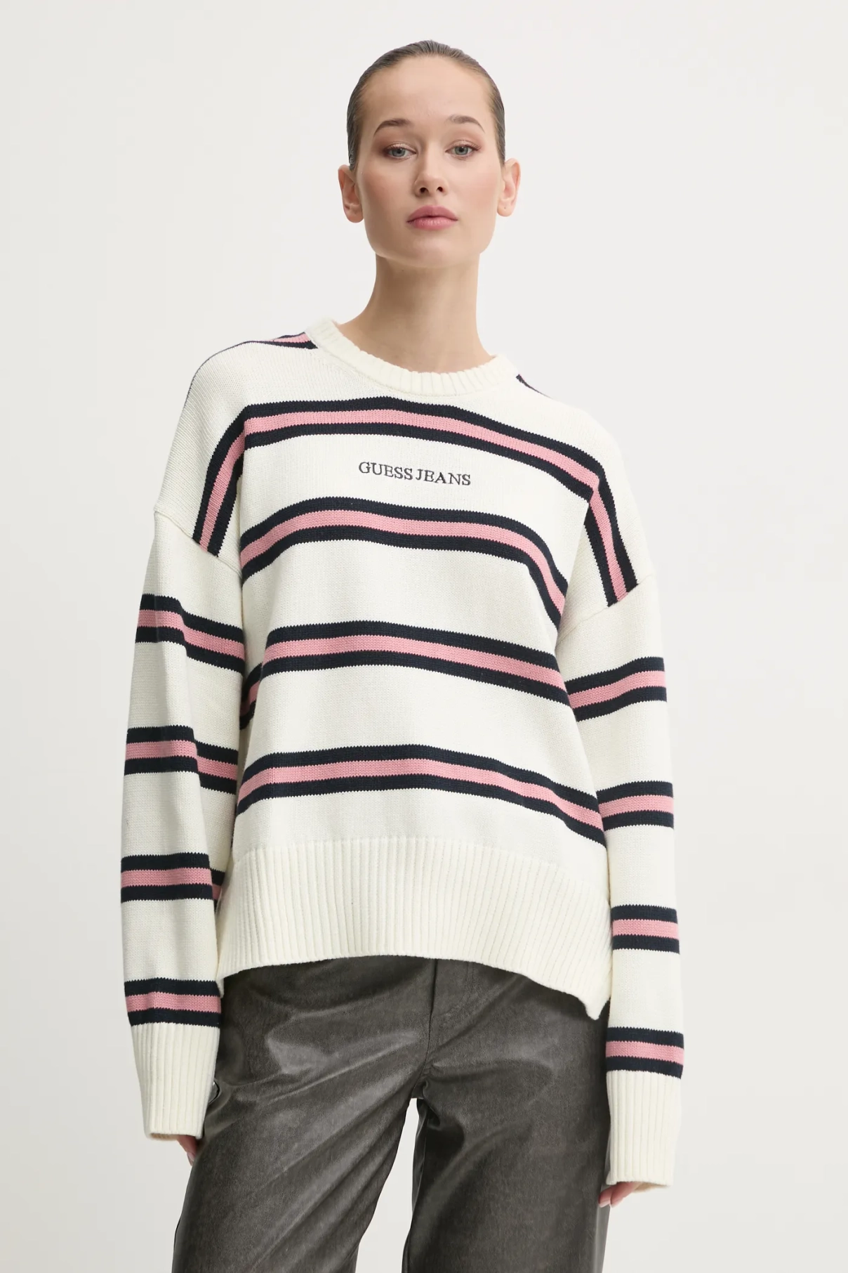 Хлопковый свитер Guess Jeans, бежевый
Хлопковый свитер Guess Jeans, бежевый