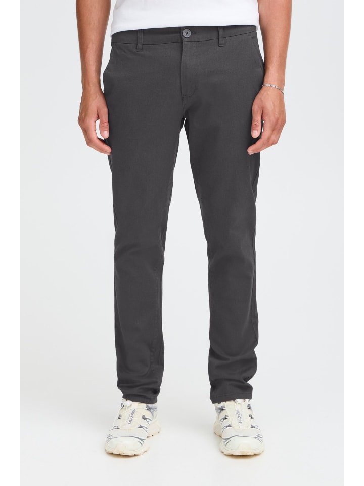 Брюки чинос !SOLID
Брюки чинос !SOLID