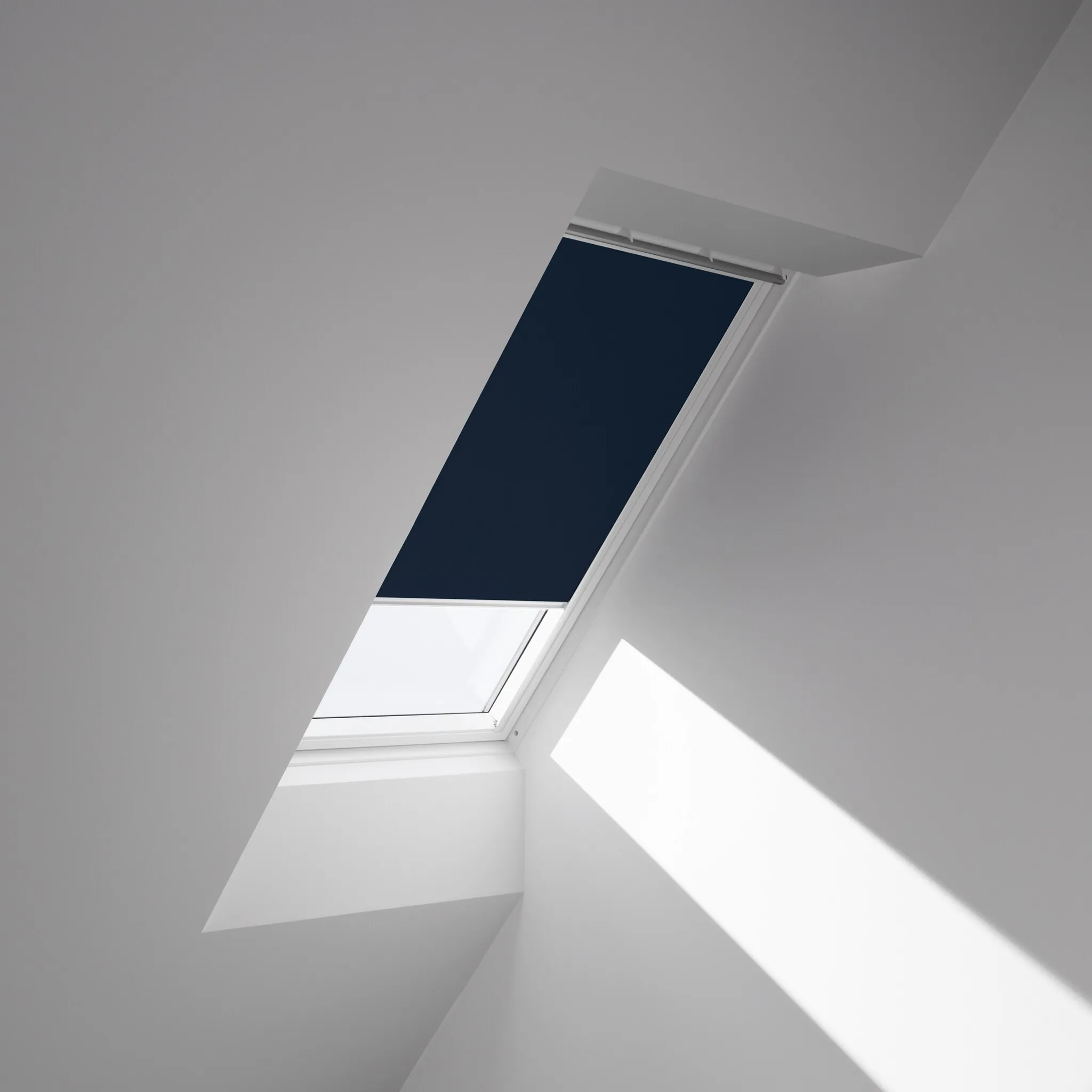Затемняющие рулонные шторы VELUX «DKL P10 1100SWL», затемнение, затемнение, без сверления, на направляющих, белые направляющие и ручка, цвет Dunkelblau + weiß
Затемняющие рулонные шторы VELUX «DKL P10 1100SWL», затемнение, затемнение, без сверления, на направляющих, белые направляющие и ручка, цвет Dunkelblau + weiß