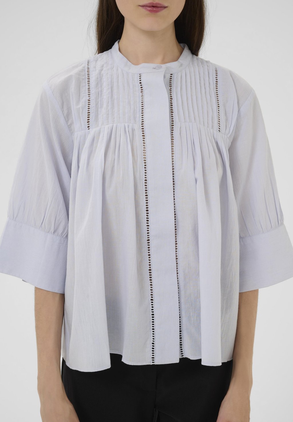 Блузка на пуговицах OMMI VILDE Karen by Simonsen, светло-голубой
Блузка на пуговицах OMMI VILDE Karen by Simonsen, светло-голубой