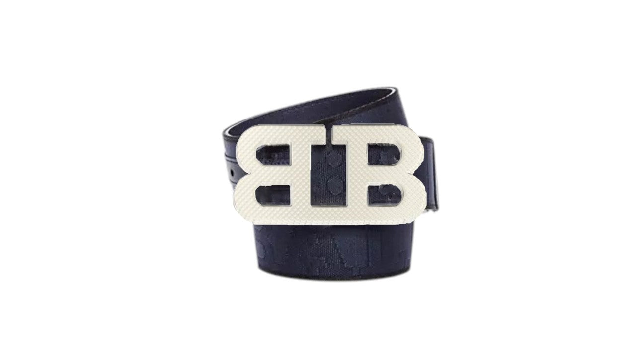Bally 6239334 Мужской двусторонний ремень с зеркальной пряжкой темно-синего цвета
Bally 6239334 Мужской двусторонний ремень с зеркальной пряжкой темно-синего цвета