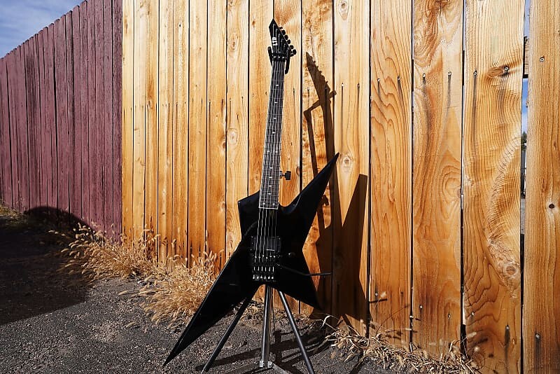 Электрогитара ESP LTD SIGNATURE SERIES SD-2 Sammy Duet Black 6-String Electric Guitar w/ Case
Электрогитара ESP LTD SIGNATURE SERIES SD-2 Sammy Duet Black 6-String Electric Guitar w/ Case