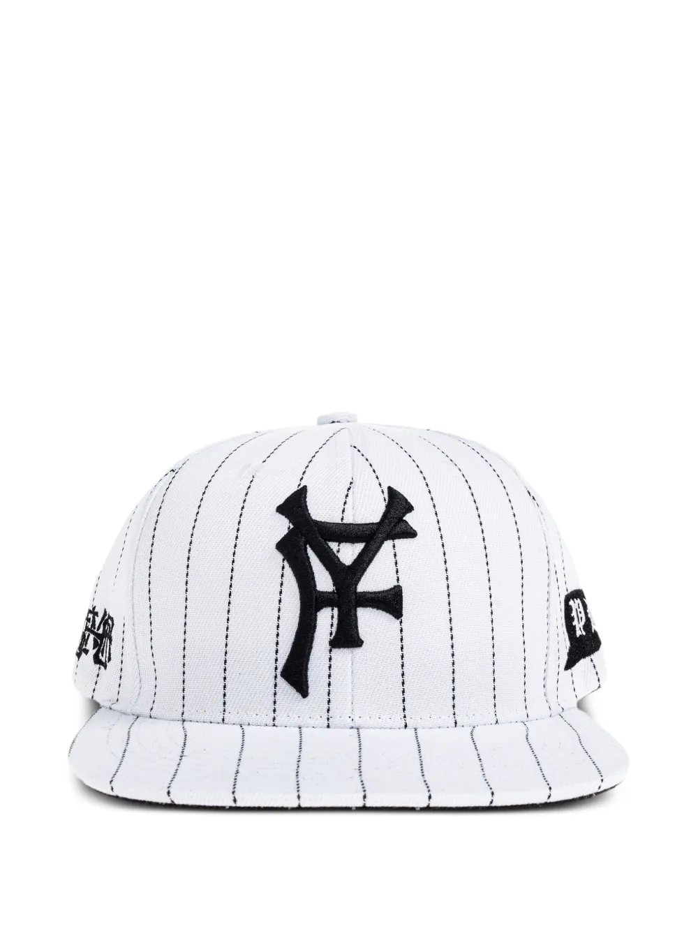 Кепка с логотипом в тонкую полоску PDF, белый
Кепка с логотипом в тонкую полоску PDF, белый