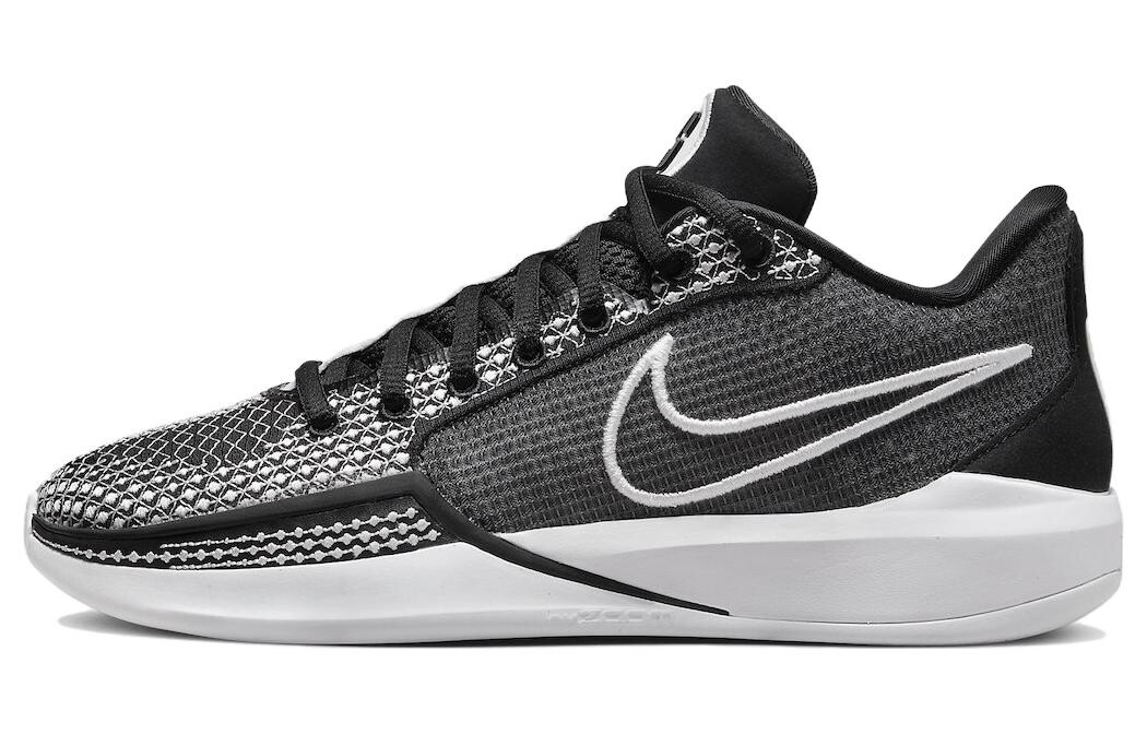 Мужские баскетбольные кроссовки Nike Sabrina 1, Black/Gray
Мужские баскетбольные кроссовки Nike Sabrina 1, Black/Gray