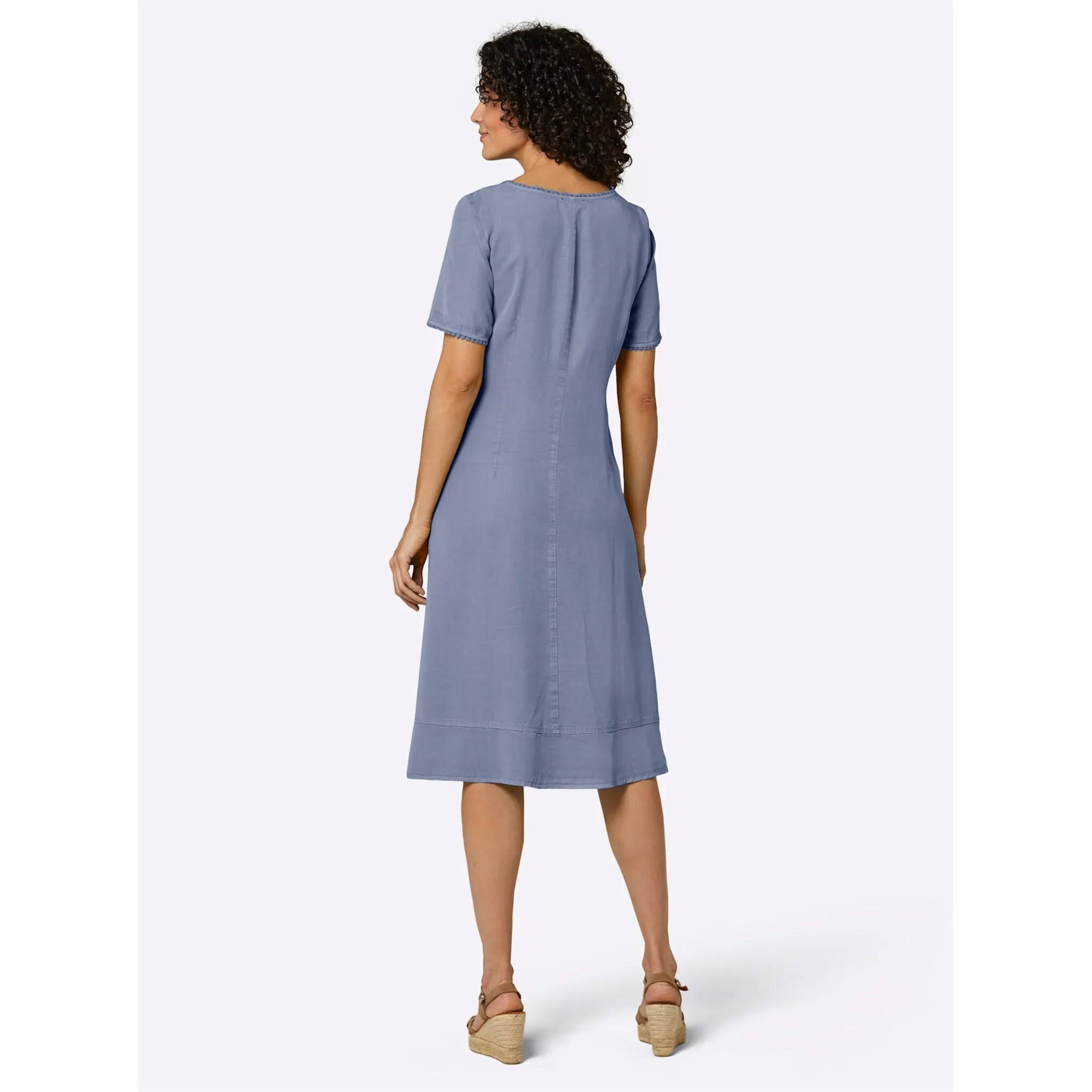 CREATION L PREMIUM летнее платье "Платье из лиоцелла", синий
CREATION L PREMIUM летнее платье "Платье из лиоцелла", синий