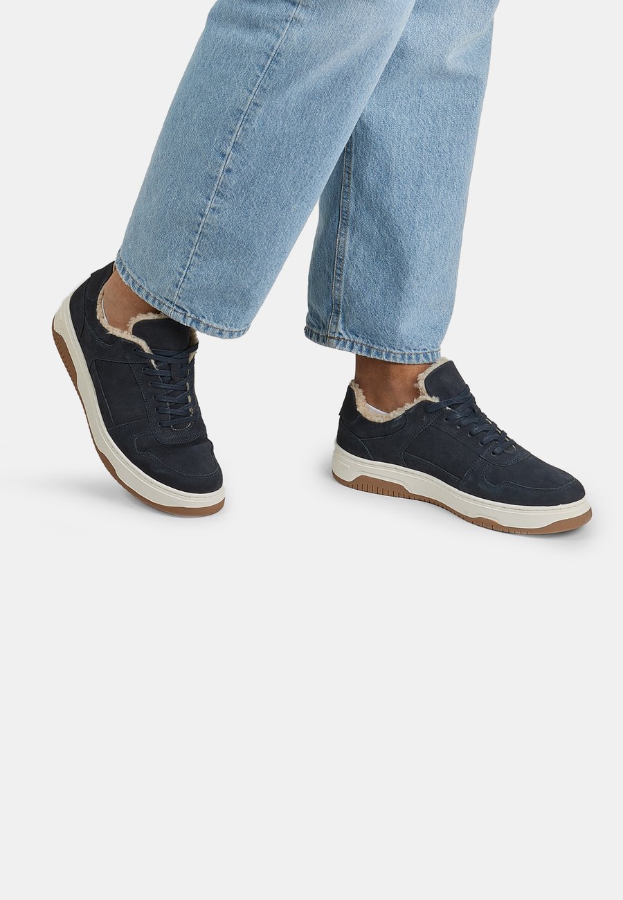 Кроссовки Bata Trainers, Blu/Blue
Кроссовки Bata Trainers, Blu/Blue