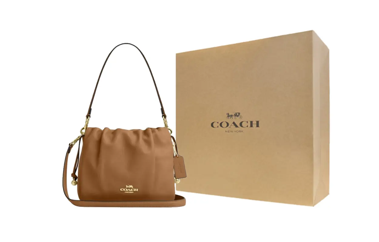 COACH Сумка через плечо Faye из коровьей кожи малая женская Honeys Brown
COACH Сумка через плечо Faye из коровьей кожи малая женская Honeys Brown