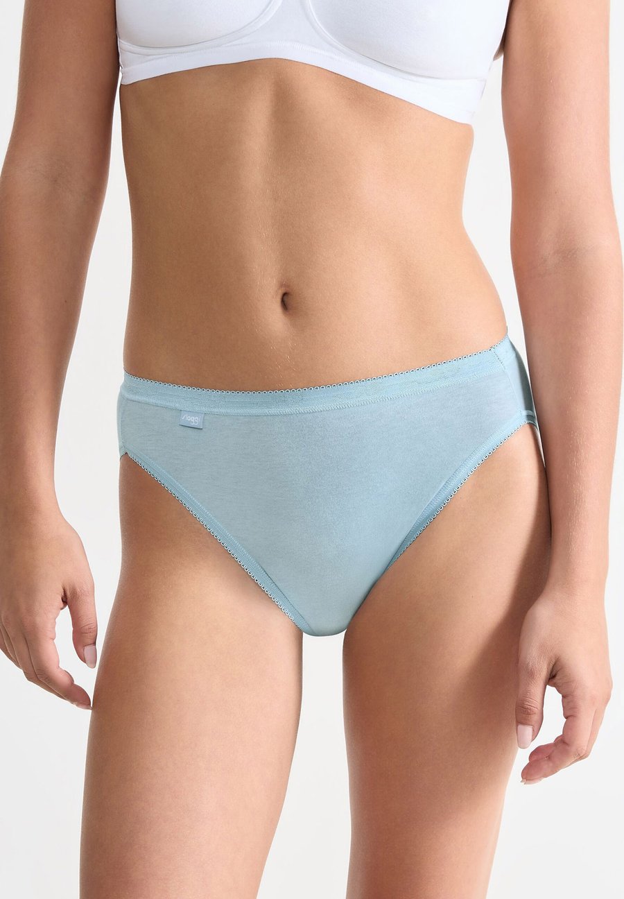 Трусы Sloggi 6-PACK BASIC, Blue/White/Dark Blue/Blue
Трусы Sloggi 6-PACK BASIC, Blue/White/Dark Blue/Blue