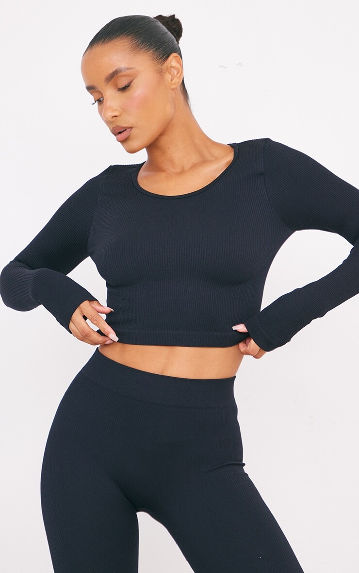 PrettyLittleThing Черный структурированный укороченный топ с длинными рукавами и круглым вырезом в рубчик
PrettyLittleThing Черный структурированный укороченный топ с длинными рукавами и круглым вырезом в рубчик