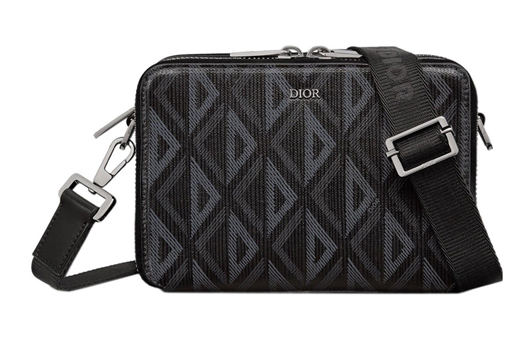 DIOR Кожаная с канvas сумка-мессенджер, наплечная сумка, кроссбоди, клатч Regular мужская Black Silver
DIOR Кожаная с канvas сумка-мессенджер, наплечная сумка, кроссбоди, клатч Regular мужская Black Silver