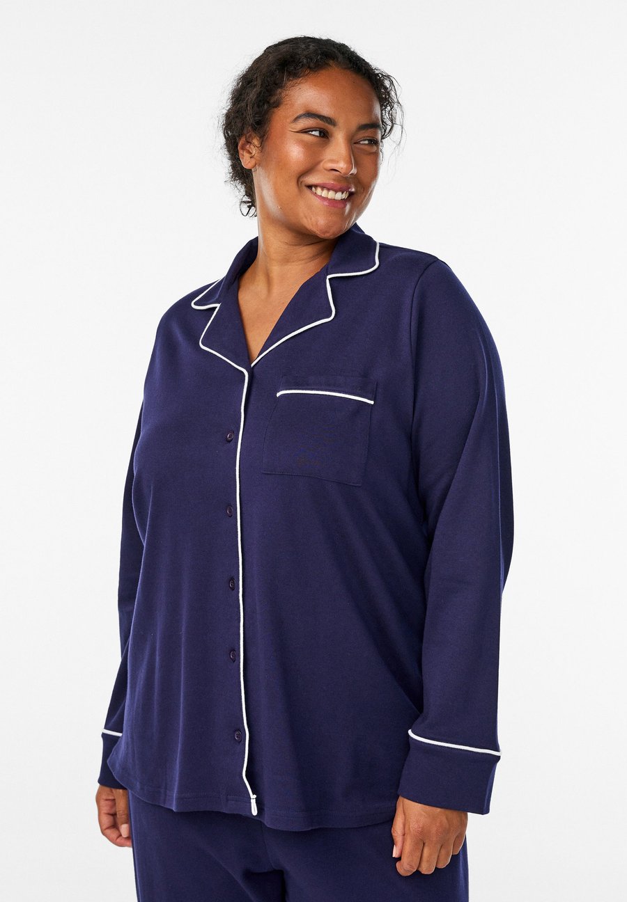 Пижамный топ Zizzi Pyjama top, Evening B W White/Dark Blue
Пижамный топ Zizzi Pyjama top, Evening B W White/Dark Blue