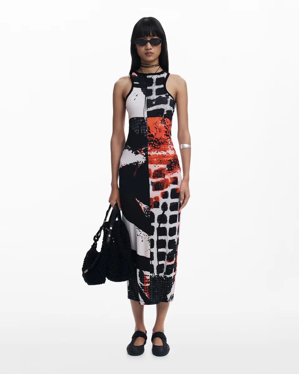 Обтягивающее платье миди на лице Desigual, чёрный
Обтягивающее платье миди на лице Desigual, чёрный